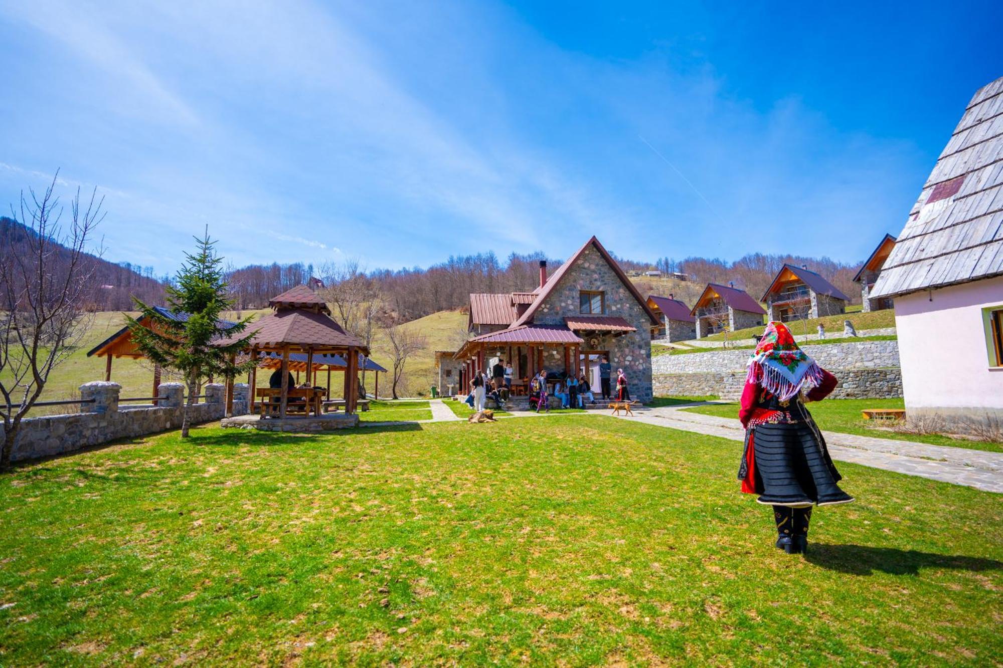 Vila Alpini Lepushe Екстер'єр фото